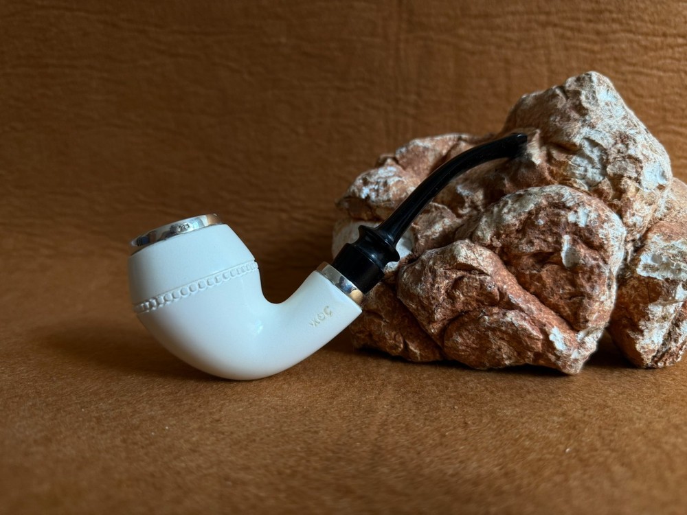 Meerschaum Pipe Reverse Calabash Custom Rhodesian Shape with Fitted Case