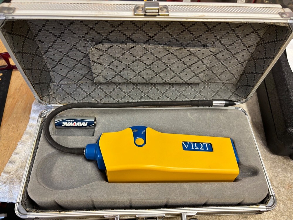 Portable Refrigerant Leak Detector