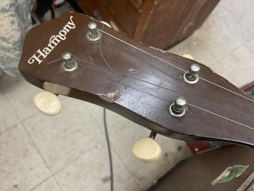 Harmony 5 string banjo Case Included