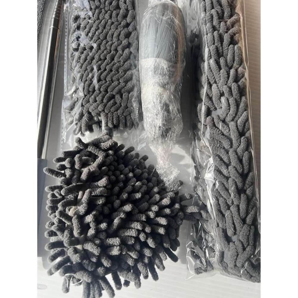 Dust cleaner brushes