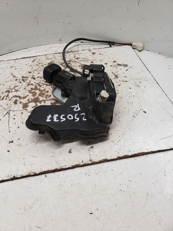 Door Lock Actuator 2001 CAMRY OEM