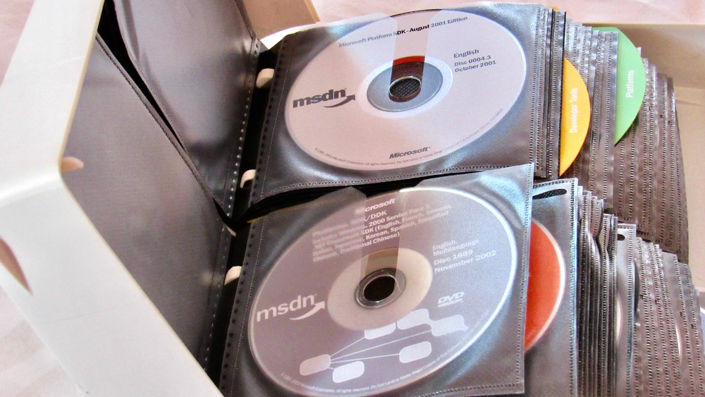New MSDN Microsoft Developer Discs Library Archive Index SDK Platforms HARD CASE