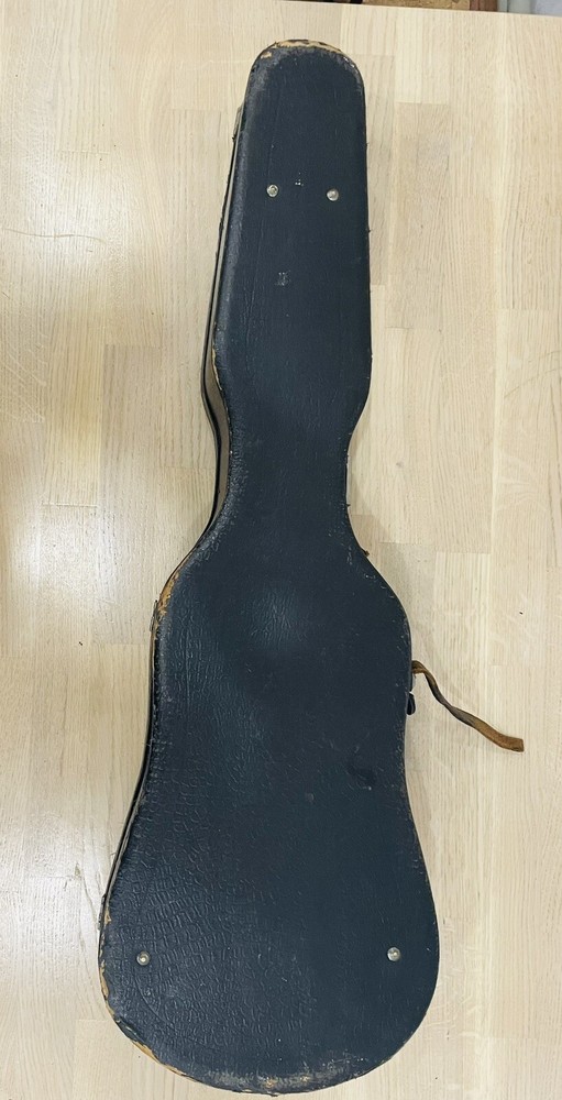 Old vintage violin case