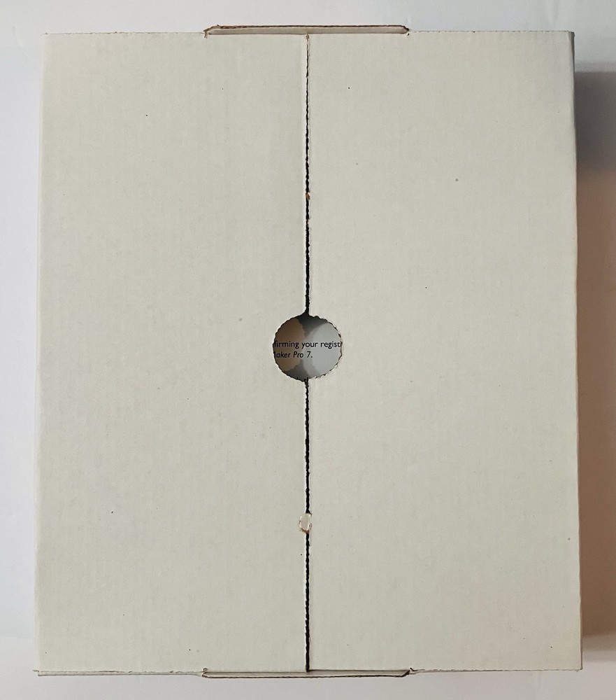 FileMaker Pro 7 Upgrade Retail Box 2004 Mac/Win Multilingual Complete