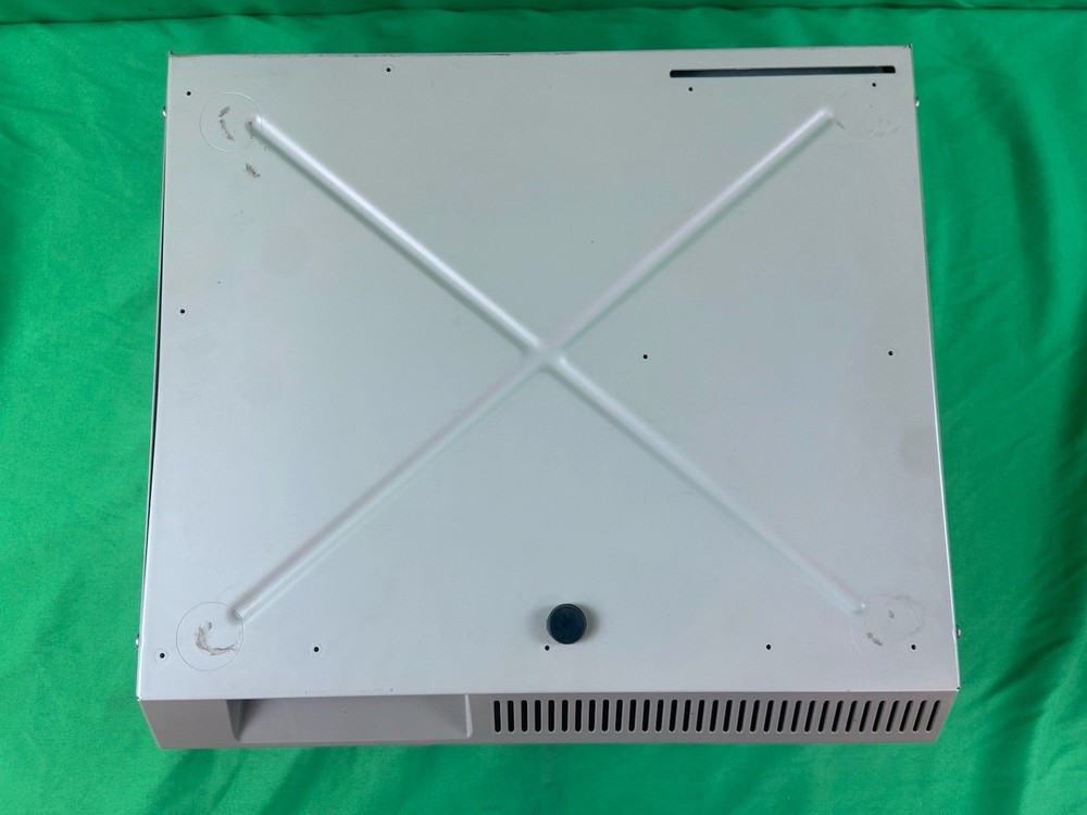 Commodore Amiga A2000 A2000HD/1 - Powers On/No Hard Drive- Great Condition!