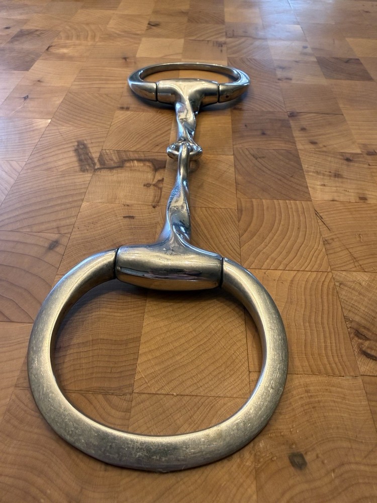 Coronet 5 1/2” Slow Twist Eggbutt Snaffle Bit