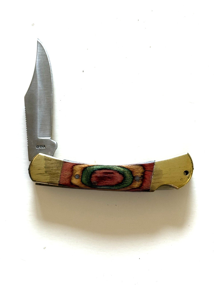 Folding Knife With Sheath