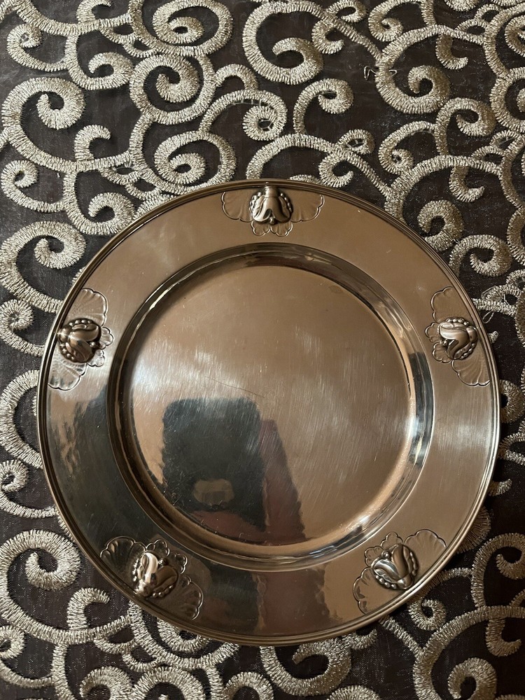 GEORG JENSEN SILVER TULIP/BLOSSOM PATTERN PLATE  #428C