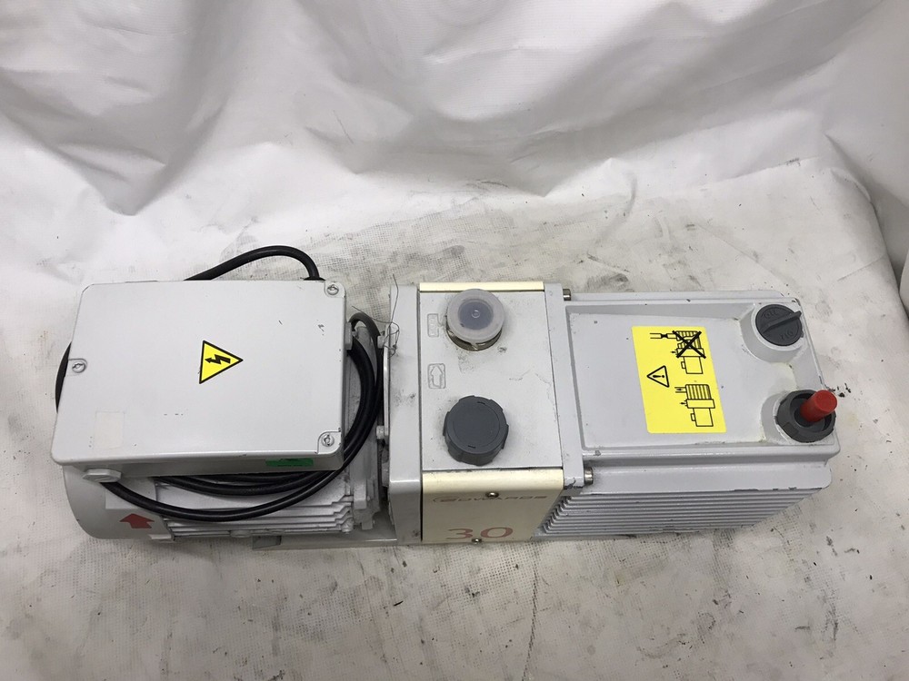 EDWARDS E2M30 Dual Stage Rotary Vane Vacuum Pump - TESTED