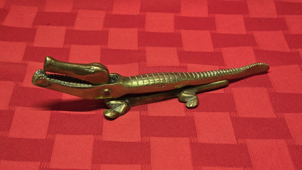 Vintage Brass Alligator Nutcracker Figural Crocodile Nut Cracker 7"