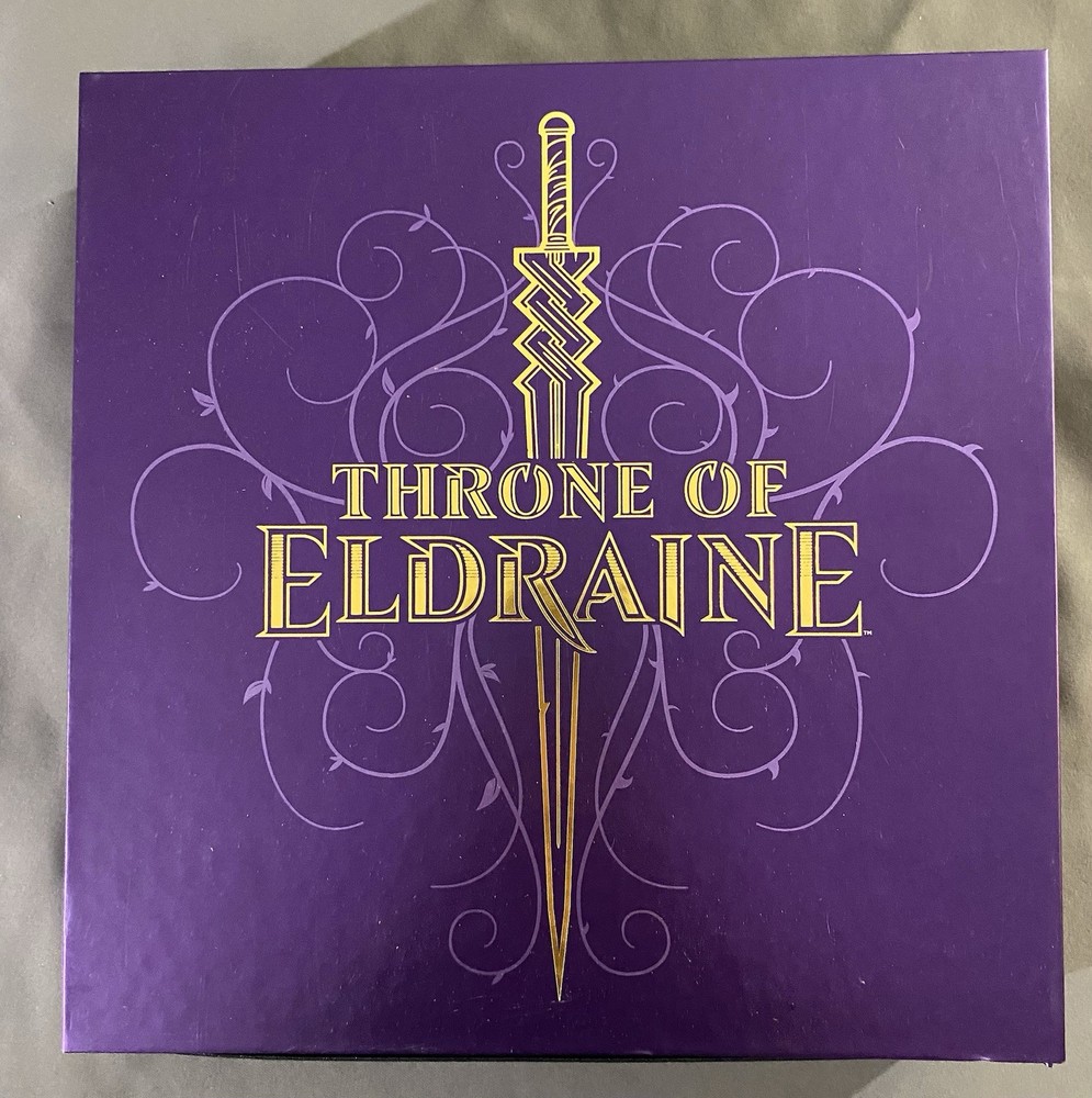 Throne of Eldraine - Deluxe Collector's Edition - Complete with Code