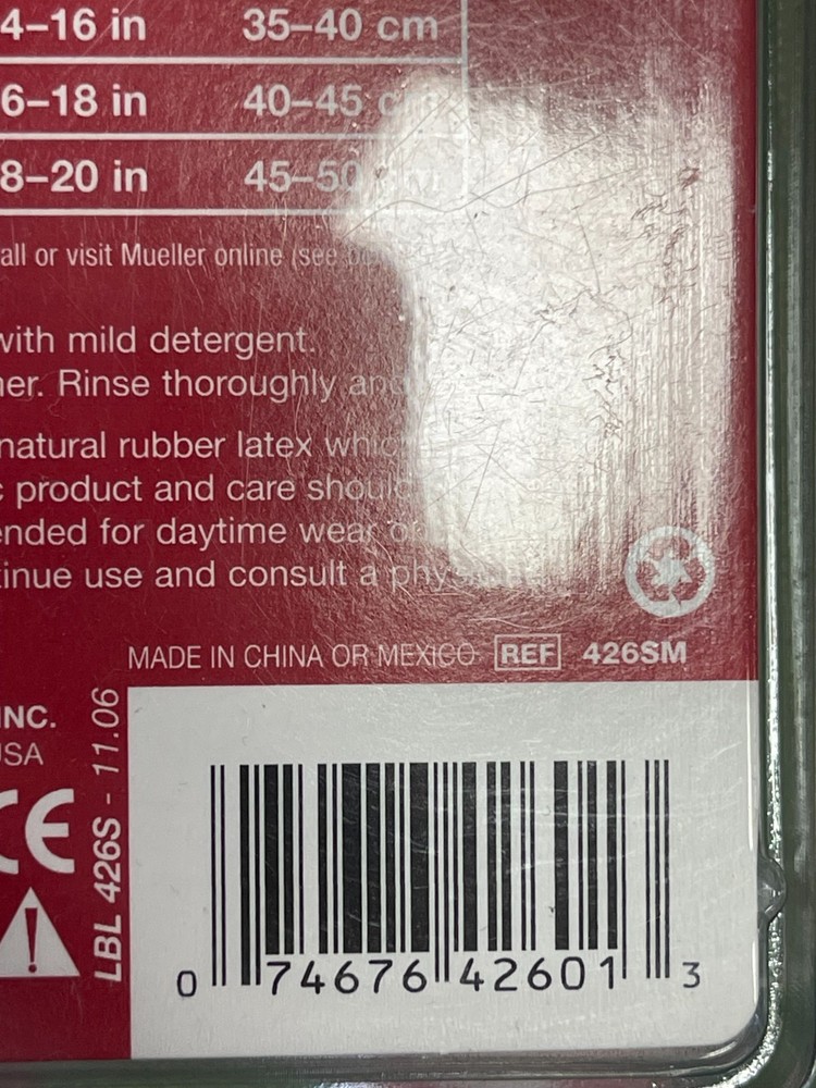 Mueller- Elastic Knee Support Small (Beige)