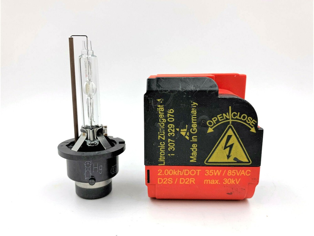 BMW E63 E64 E46 Xenon HID Headlight Igniter Socket with D2S Bulb OEM Used