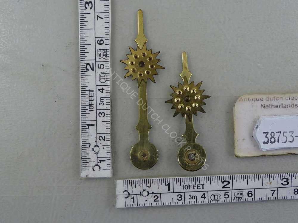 1970S SCHATZ ELEXACTA SUN CLOCK PAIR OF CLOCK HANDS