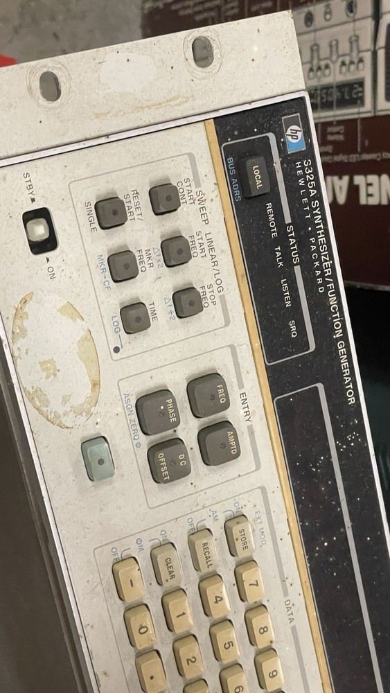 HP Hewlett Packard Synthesizer Function Generator 3325A
