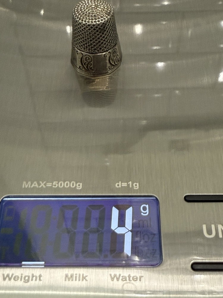 Vintage Sterling Silver Thimble, size 8