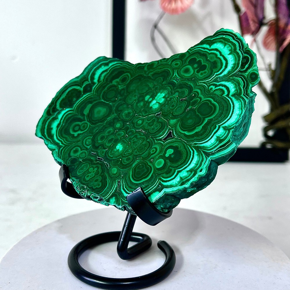 339G Green Malachite Coarse Mineral Sample