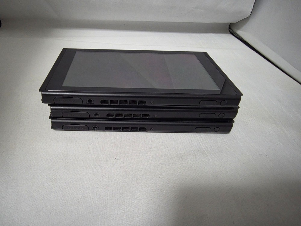 Nintendo Switch Unpatched Console Only Screen slightly yellowing Tested