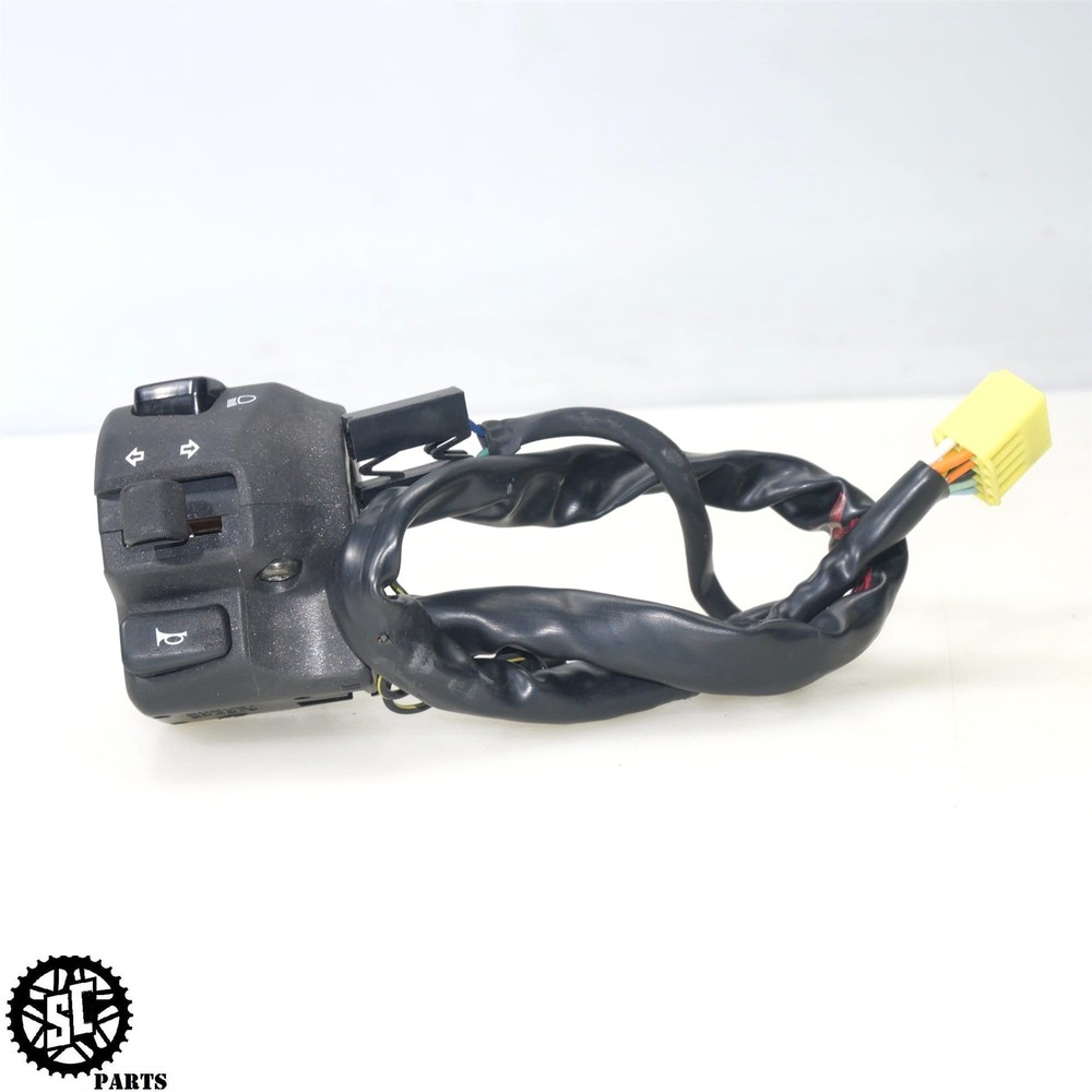 03 04 SUZUKI GSXR1000 LEFT CONTROL SWITCH