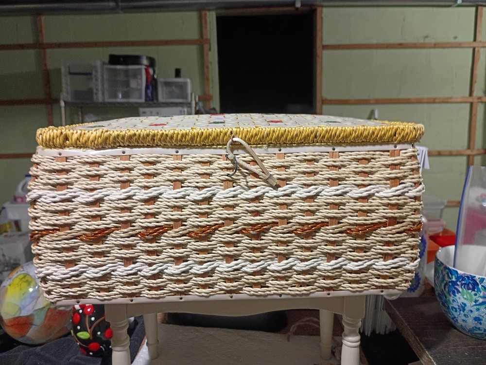 VNT Sewing Box