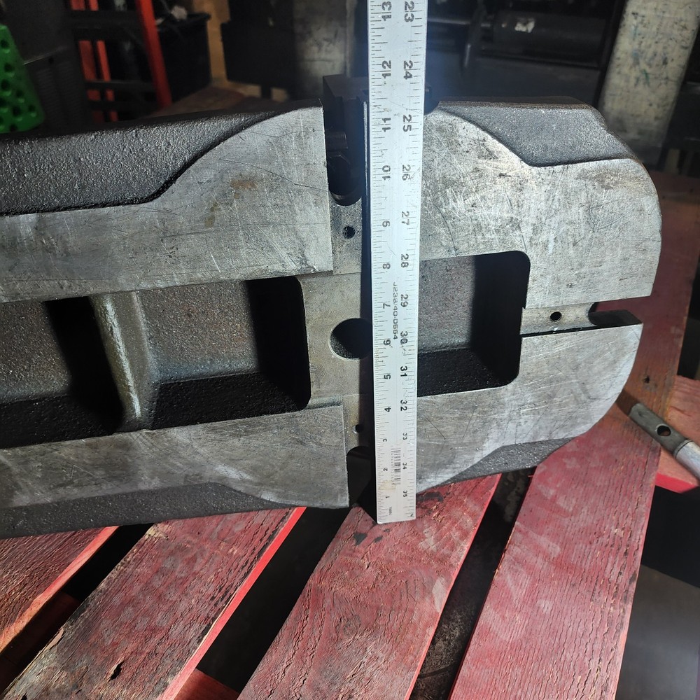 10" Milling Machine Vise 194lbs Bridgeport Type #1