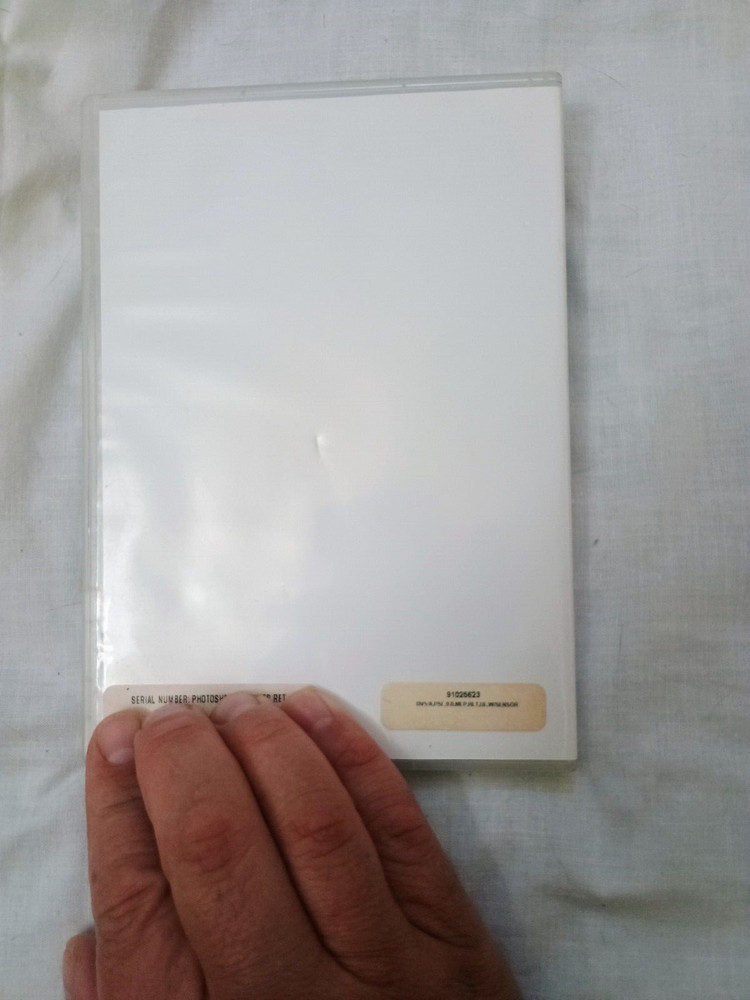 Adobe Photoshop Elements 9 (Win/Mac) 2-Discs, w/Serial Number