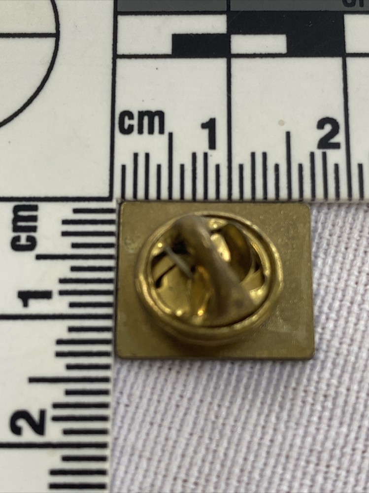 Milwaukee logo pin