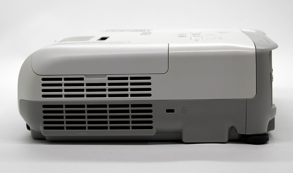 Epson PowerLite 97 Projector (Bulb Hours in Variations) (Remote Included)