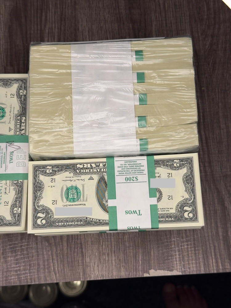 ONE STACK of 2017A TWO DOLLAR $2 Notes CRISP UNCIRCULATED BEP PACK from BRICK