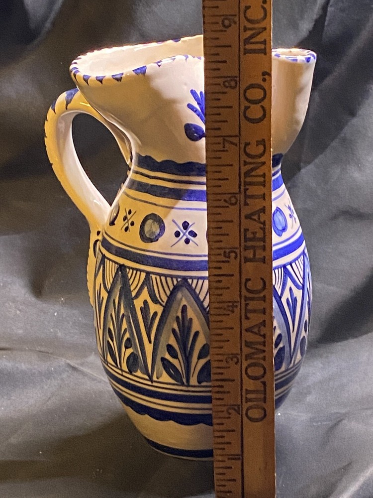VINTAGE 8” SANGRIA PITCHER BLUE & WHITE SIGNED