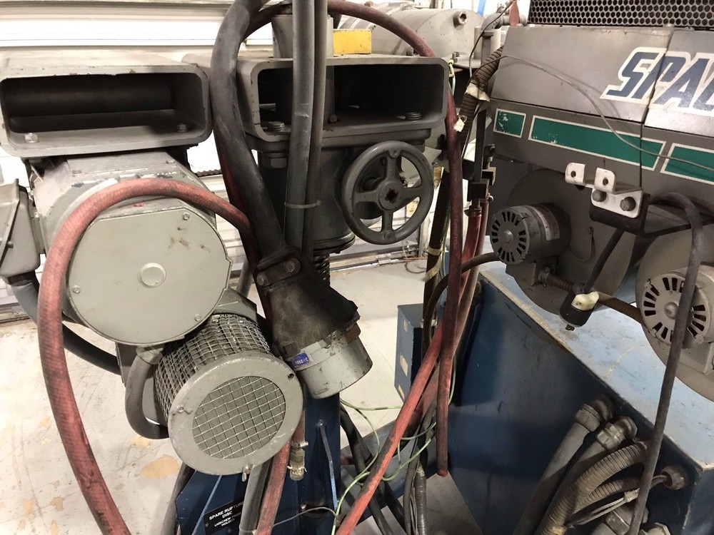 1.5 NRM Spacemaker Pedestal Extruder