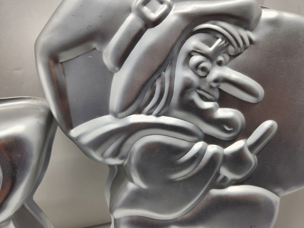 Vintage Wilton Cake Molds-Count Dracula & Witch
