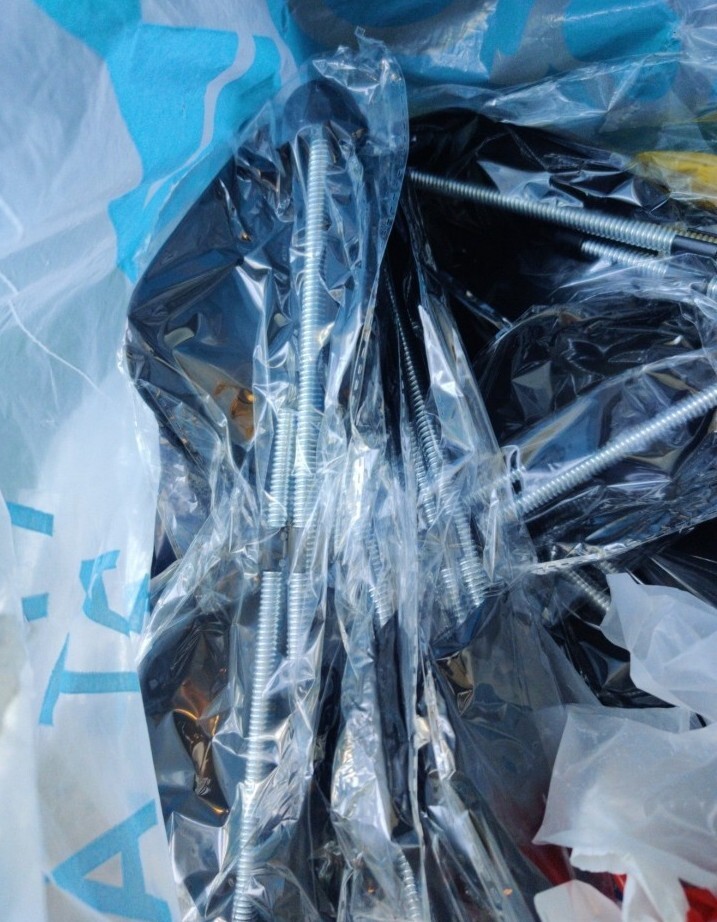 shoe trees plastic