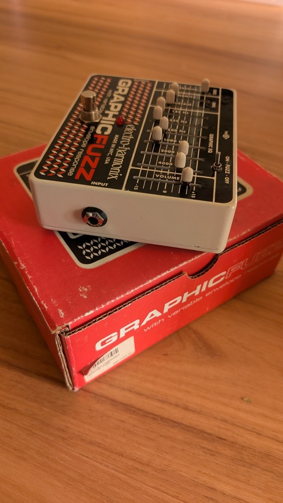 Electro-Harmonix Graphic Fuzz