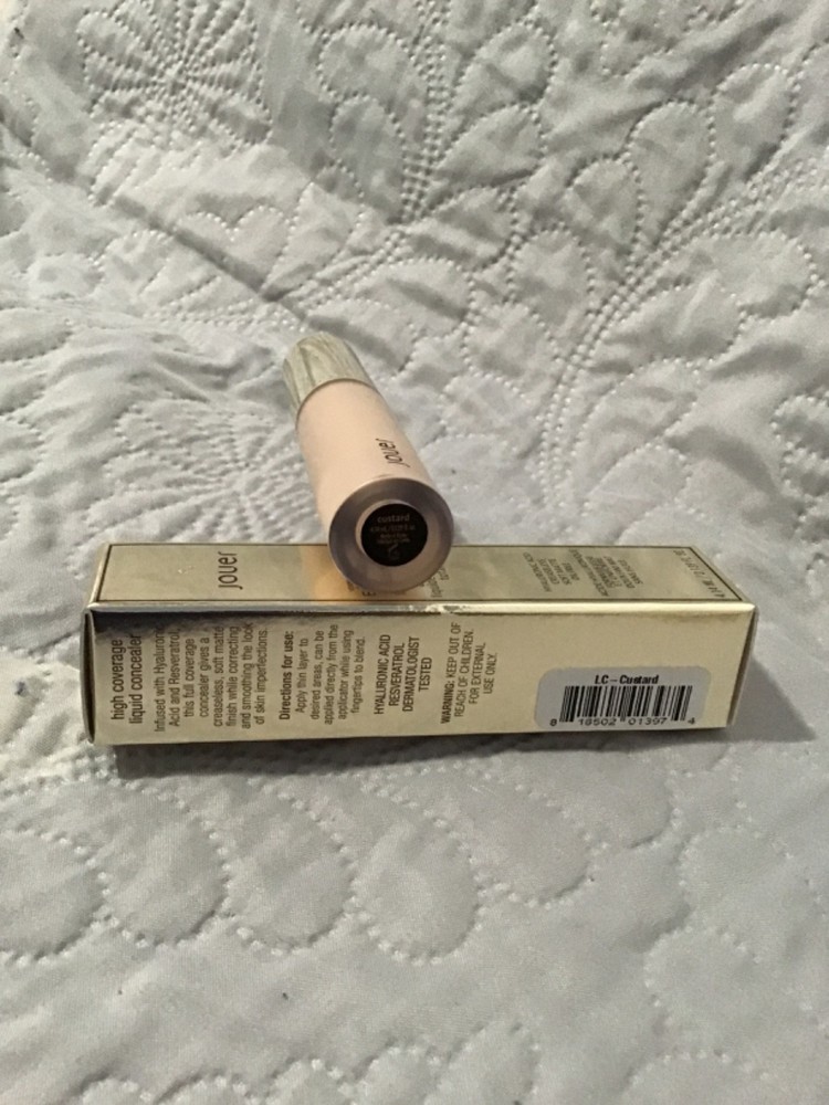 JOUER Essential High Coverage Liquid Concealer CUSTARD new in box