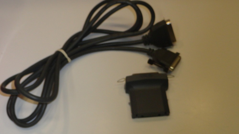 QQ1: HP JetDirect 200N LIO Printer Server C6502A with cable