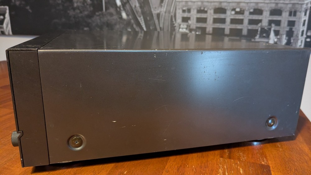 Technics SV-DA10 DAT Digital Audio Tape Deck (Powers on – For repair)