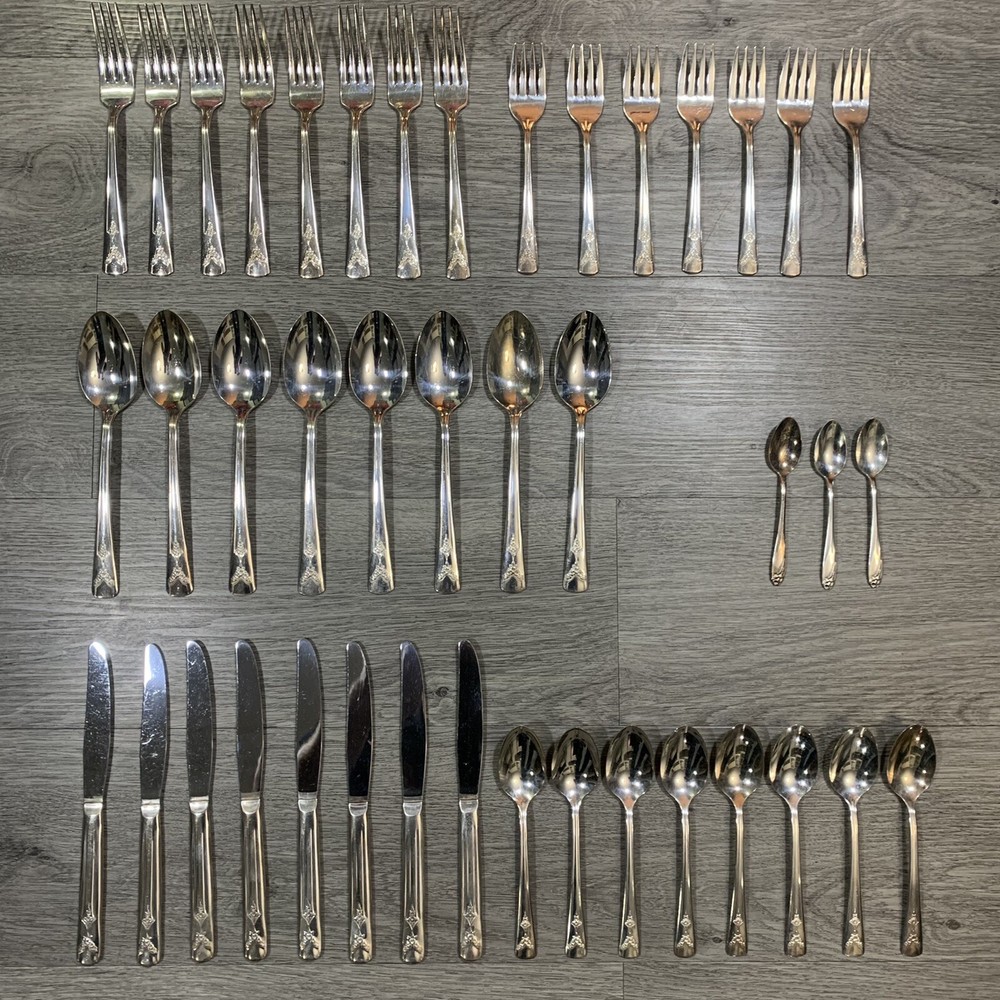 Vintage MINUET Silver Plate Flatware Set 42 Pieces (7 settings +)