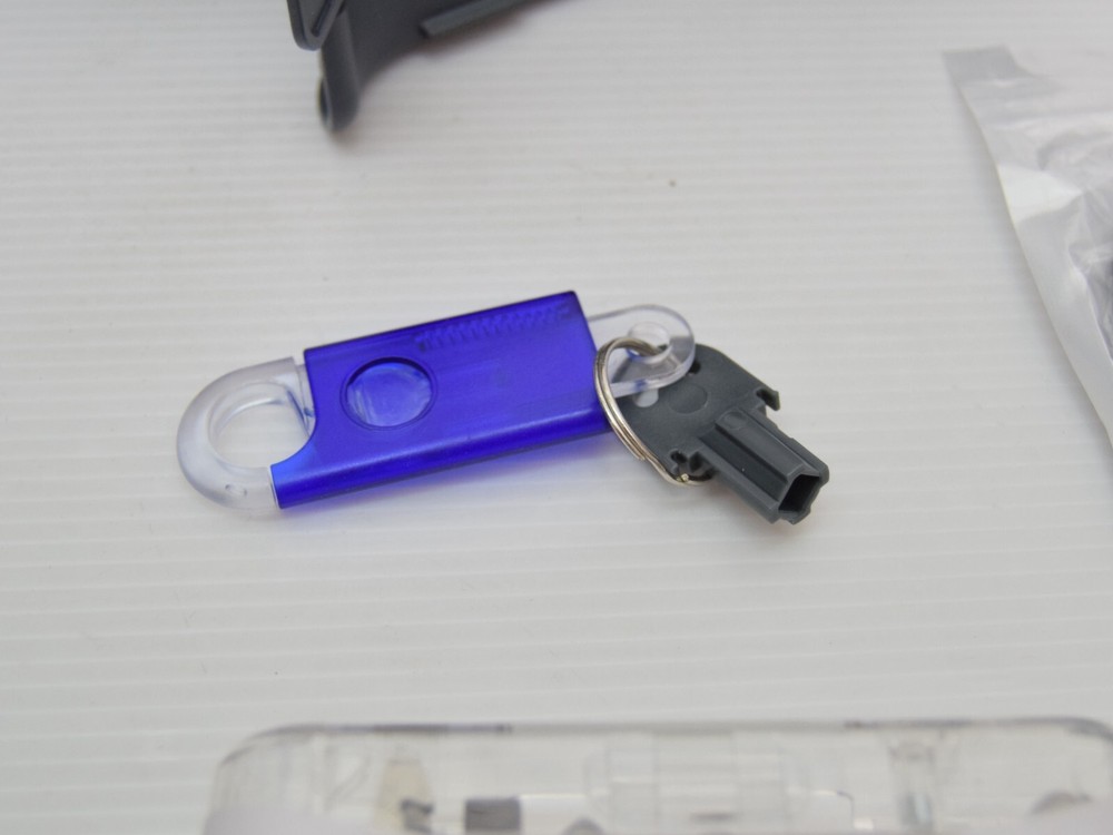 QCORE Sapphire multi therapy pump with accessories (New Unit)