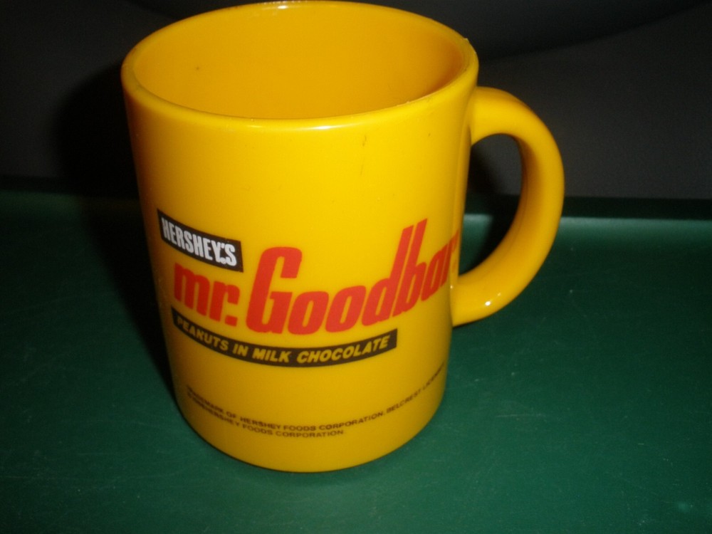 Mr. Goodbar Hershey’s Yellow Logo Plastic Mug Candy Advertising