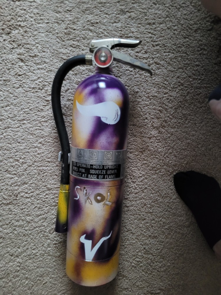 Amerex 10lb abc fire Extinguisher custom (Vikings) EDITION