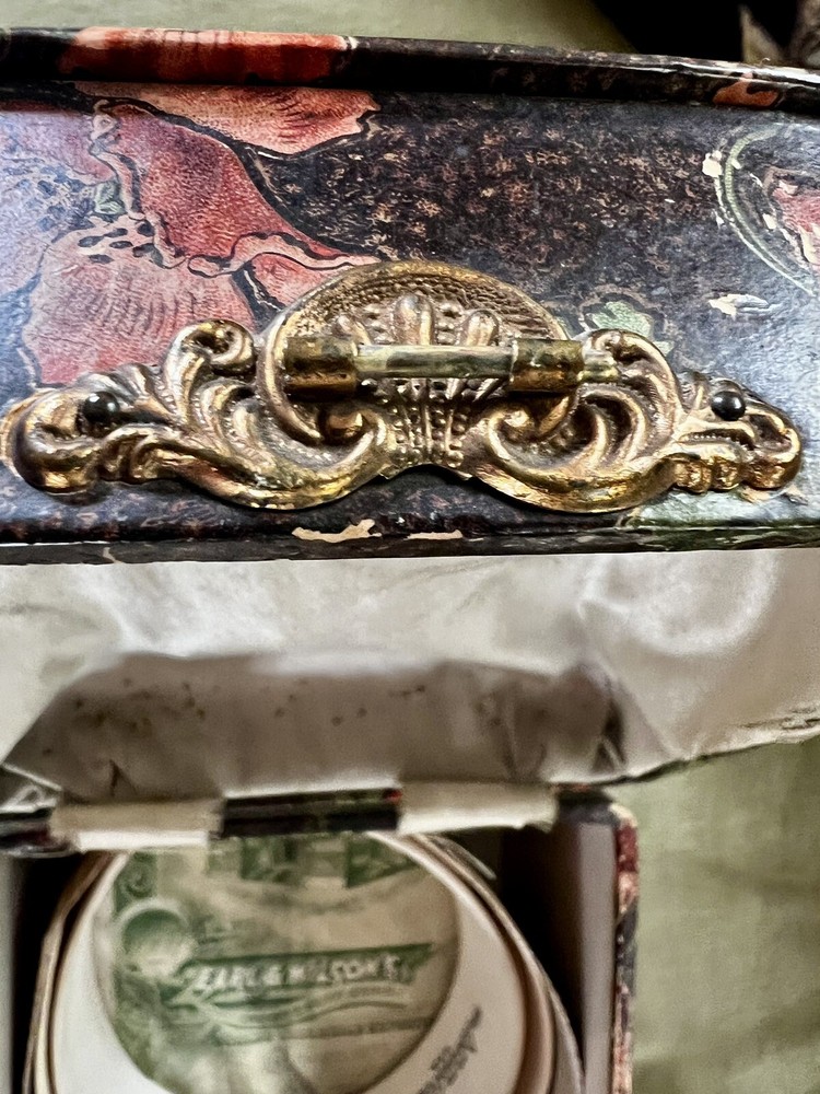 FABULOUS VICTORIAN CELLULOID COLLARS & CUFFS BOX W/ NATIVE AMERICAN IMAGE
