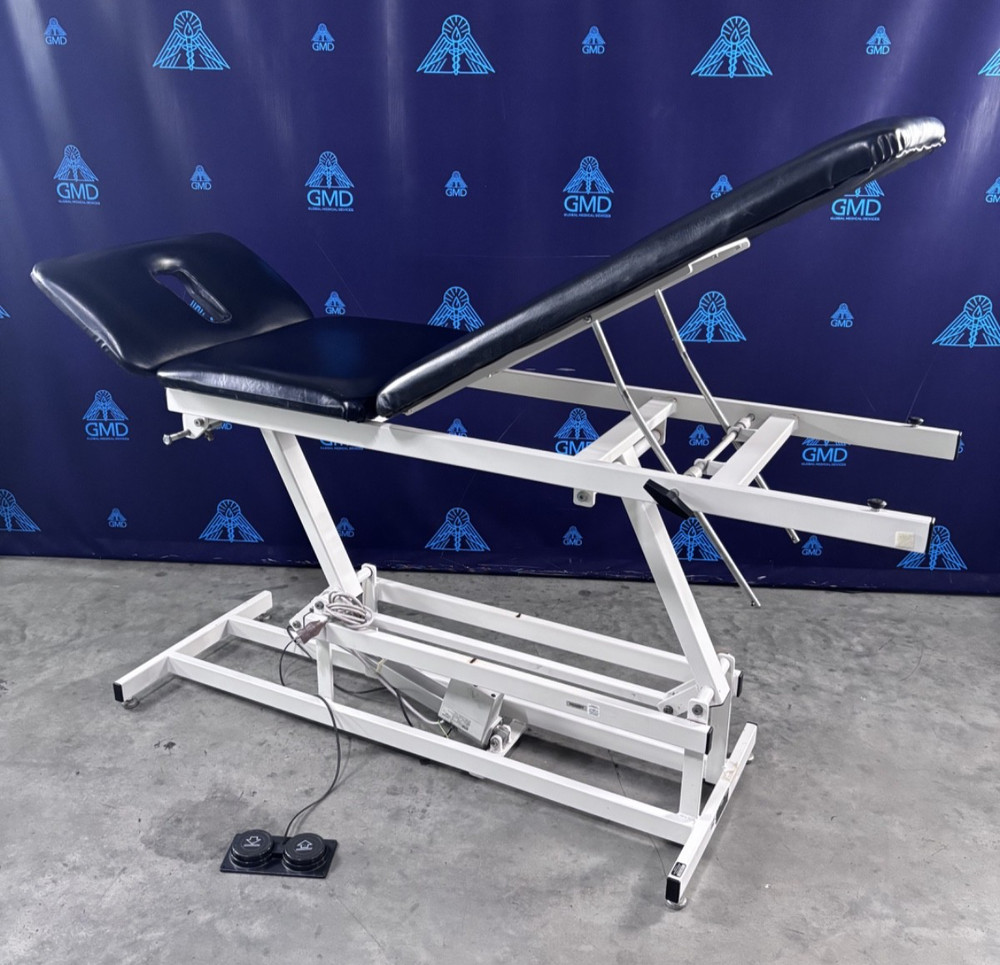 AM353 Three-Section Treatment Table