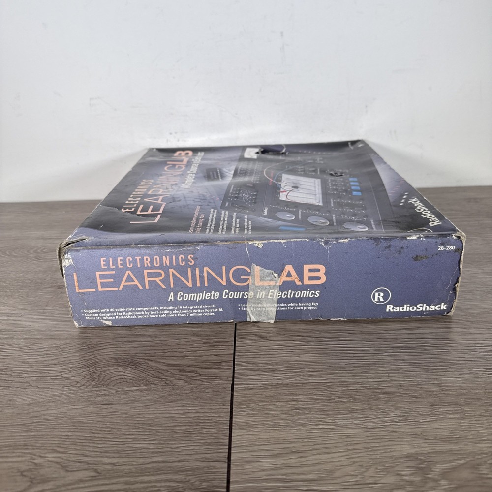 RadioShack Electronics Learning Lab: A Complete Course in Electronics *NIB*