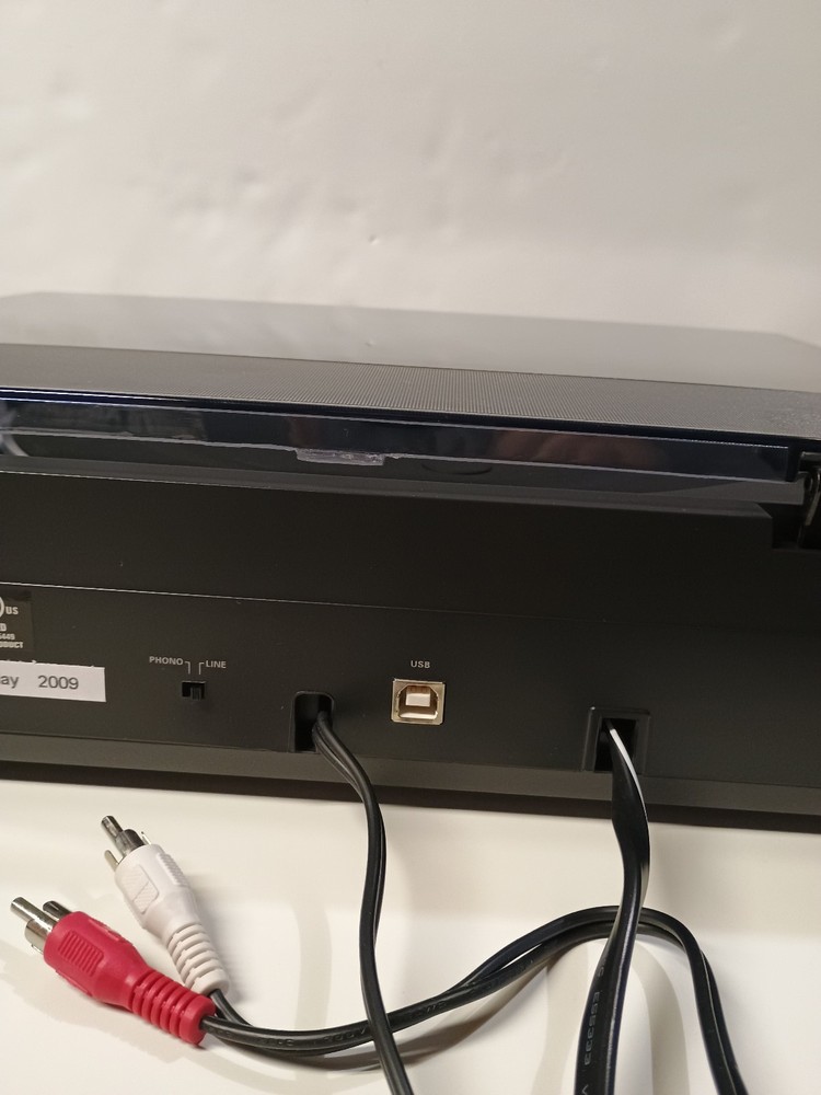 AUDIO-TECHNICA AT-LP2D USB Record Player - Barely Used