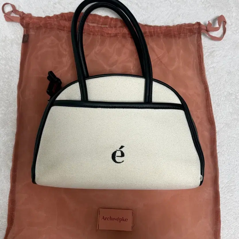 ArchiveAppk Bowling Bag Light Color