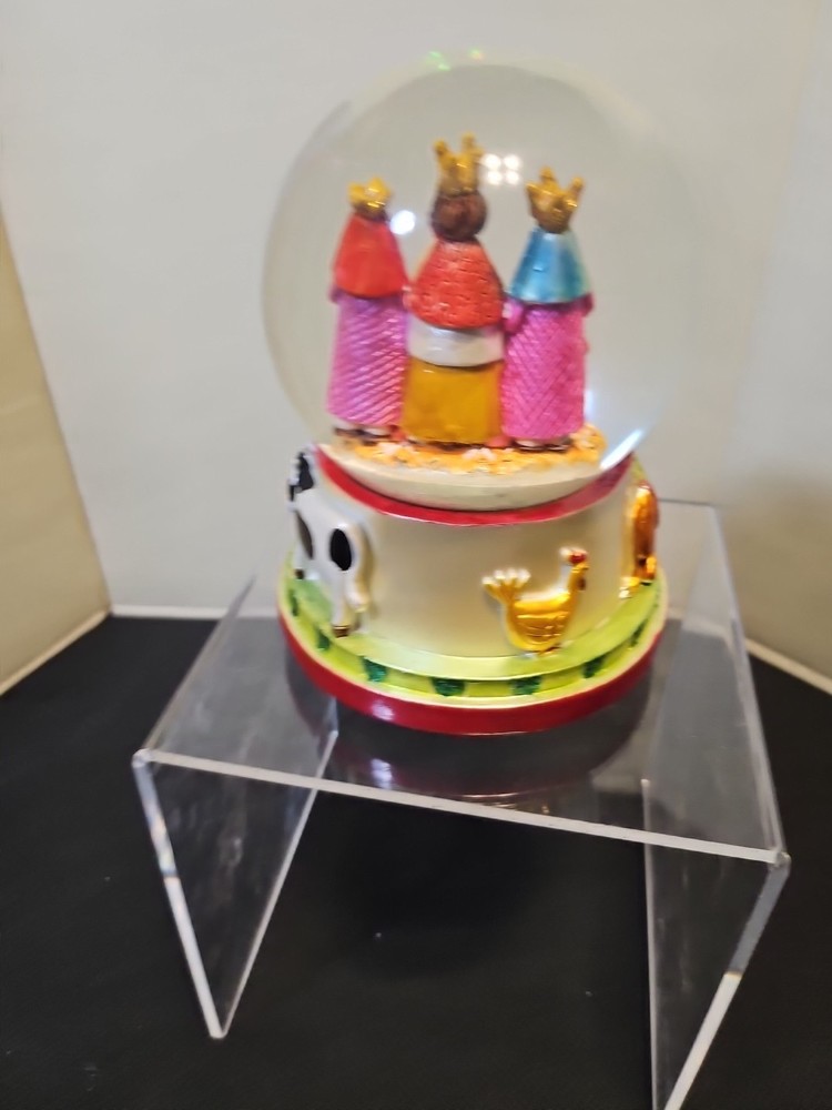 raz imports snow globe