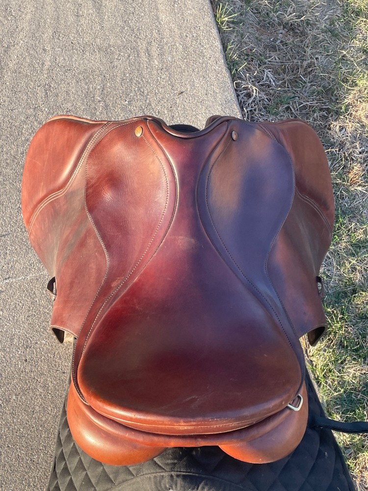 Bates Caprilli 17” AP/Jump Saddle