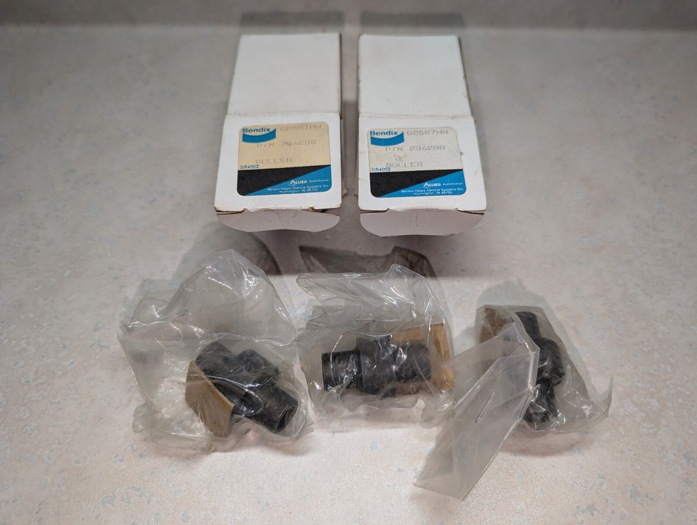 THREE (3) Genuine BENDIX 236288 ROLLER - NEW OPEN BOXES