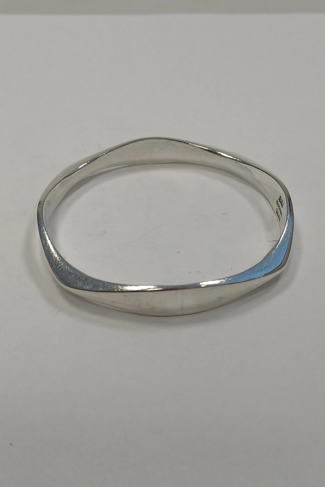 Brdr. Bjerring Square Shaped Bangle in Sterling Silver
